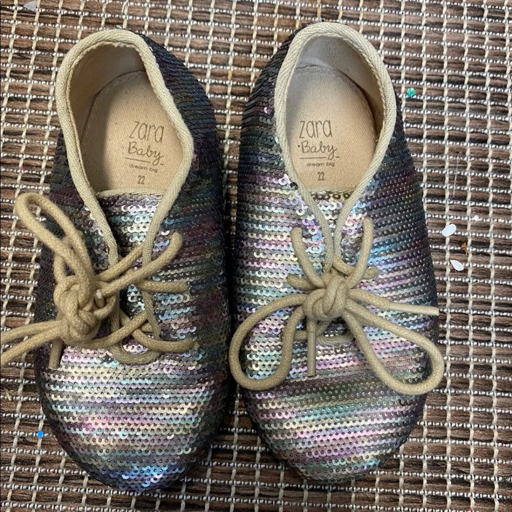 ZARA Toddler Shoes // Size 22